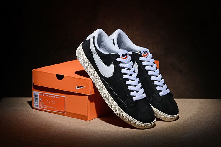 Women Nike Blazer Low PRM VNTG Black White Shoes - Click Image to Close